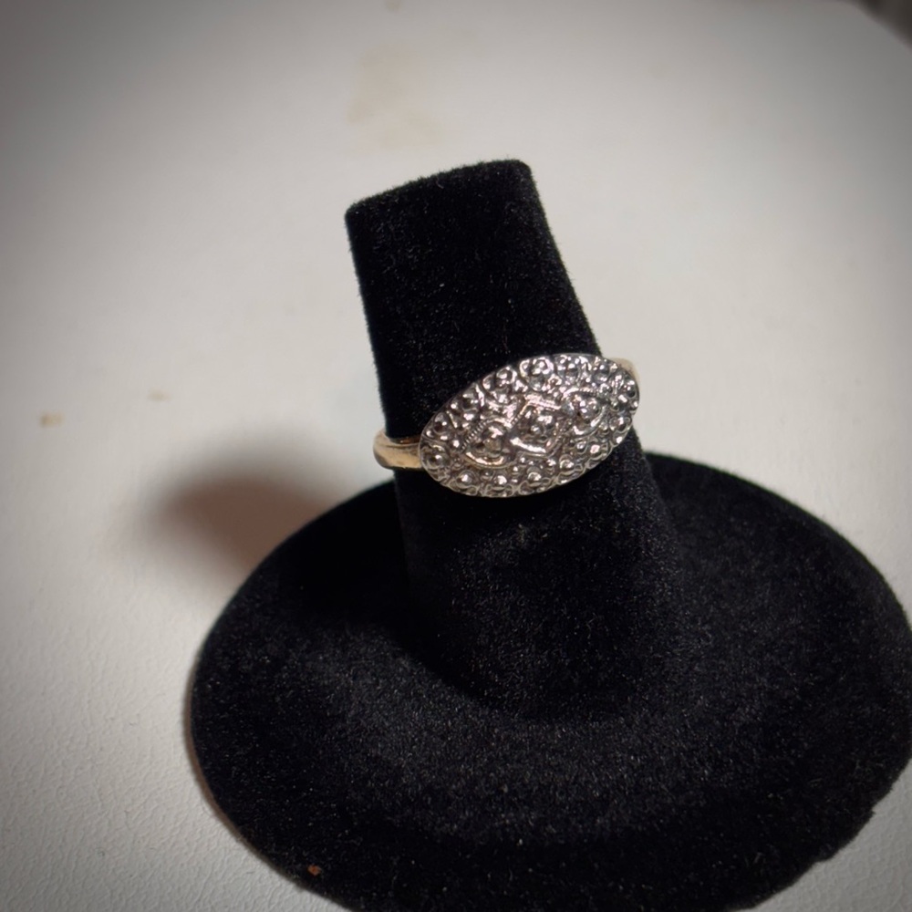 10Karat Gold Diamond Chip Mid Century Modern Ring Size 5 3/4